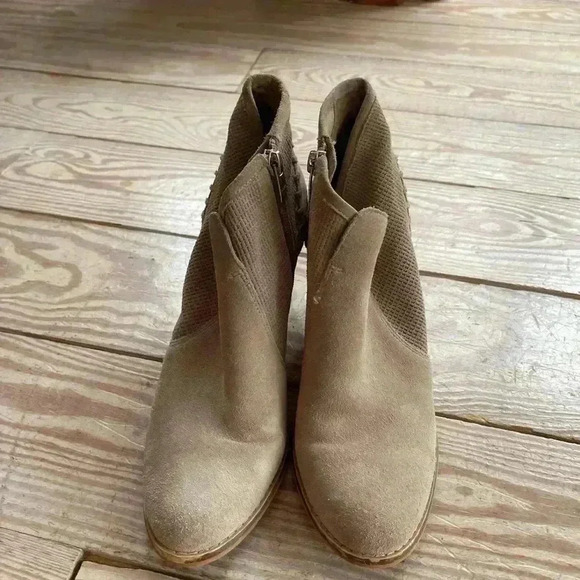 Marc Fisher Women's Cadis Ankle Booties size 7.5 - Picture 5 of 5